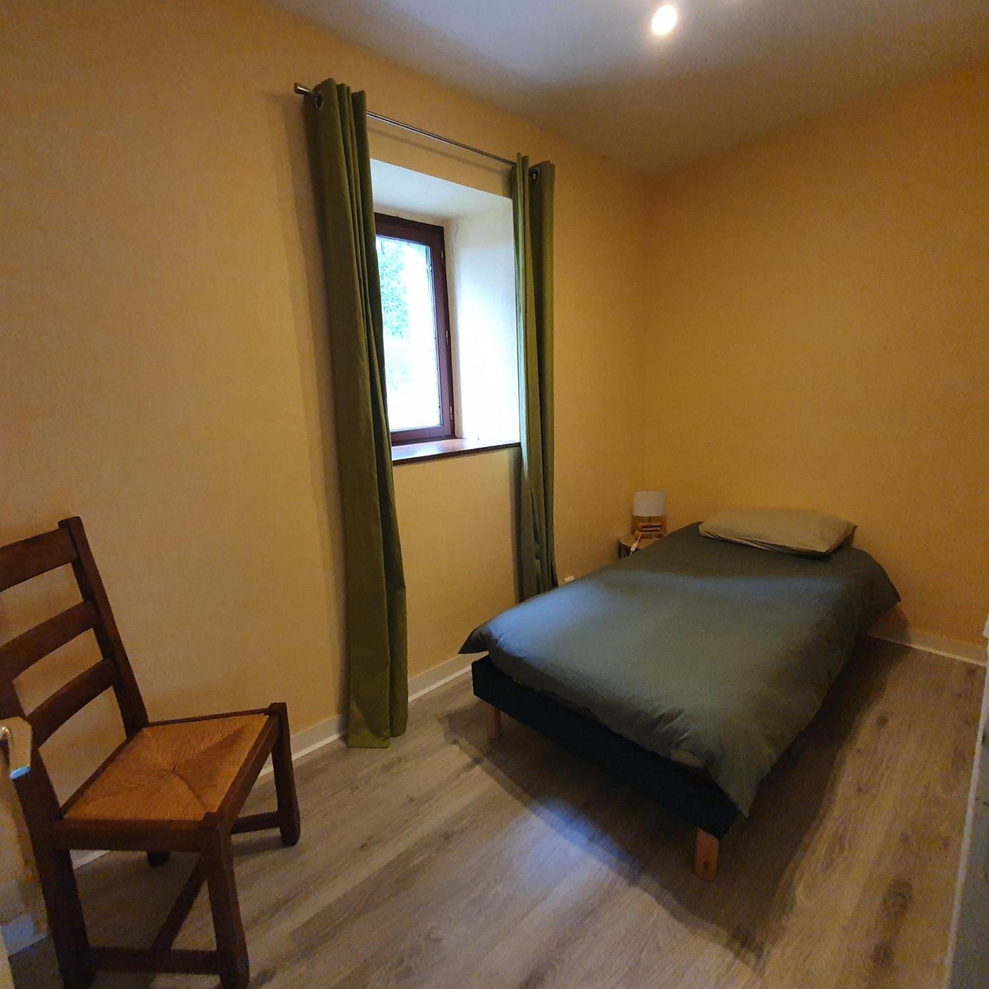 Le Grand Domaine Du Rocher Bonnemain Zimmer foto